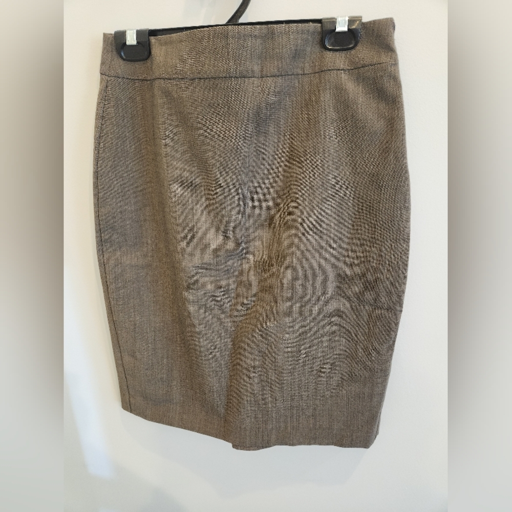 Le Chateau skirt